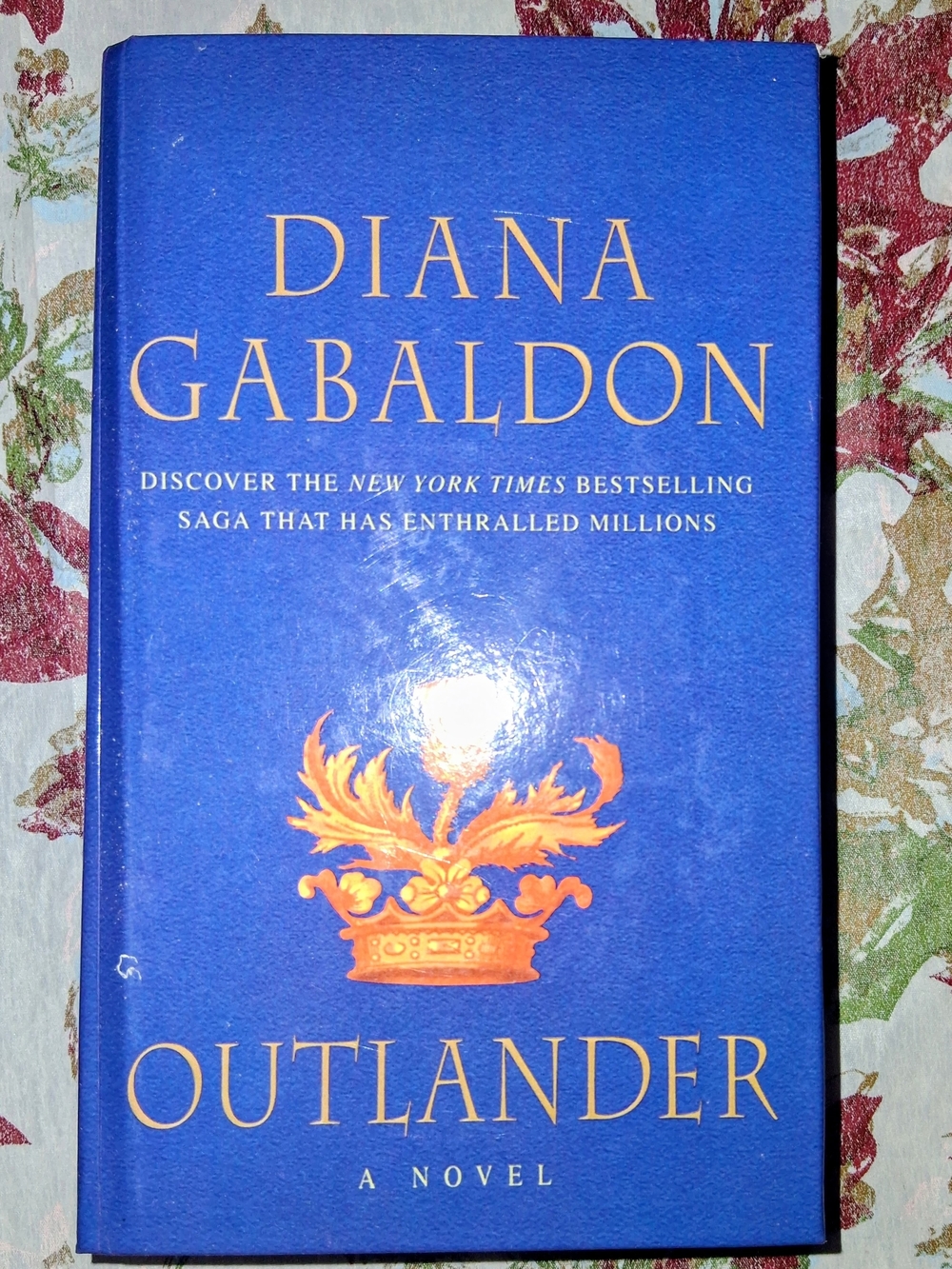 Outlander - Blue Hardcover Novel